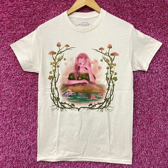 Melanie Martinez Trilogy Tour Beige Tshirt size Small - Picture 1 of 5